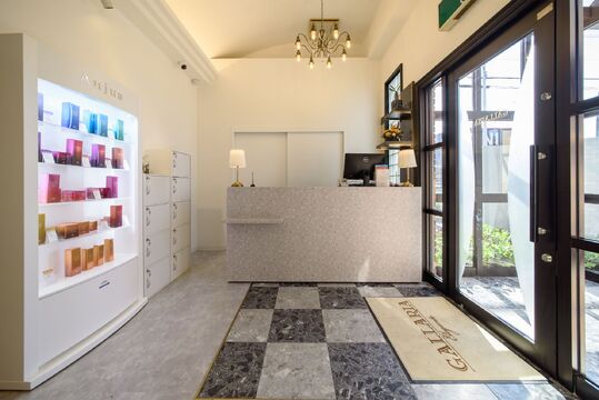 【徳重】≪完全週休2日制≫≪土日休み／連休の取得可能≫≪総売上の50〜60％還元≫入社2ヵ月は50万円の最低保証給あり！半休制度を設けている為、あなたののライフスタイルに合った働き方ができます！「GALLARIAElegante 徳重店（ガレリアエレガンテトクシゲテン）」からスタイリスト（美容師）の求人☆★