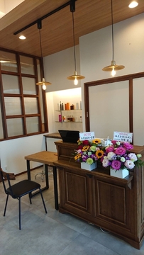 【香芝】≪社会保険完備≫≪産休・育休制度あり≫≪保育費補助あり≫スタッフさんが長く活躍できるような職場環境が整っています！結婚や出産後にも帰ってくる方が多く安心して働けます！「OZ f [e.f] (オズエフ)」からスタイリスト（美容師）の求人☆★