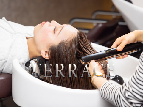 【天王寺】≪インボイス制度サポートあり≫≪自由出勤制≫≪平均月収40万円以上≫≪マンツーマン施術≫≪業務委託・正社員選択OK≫商業施設内の大人気ヘアサロン！地域最大級の集客力により新規入客チャンス大！≪時短勤務もOK≫「TERRACE 阿倍野店（テラスアベノテン）」からスタイリスト（美容師）の求人☆★