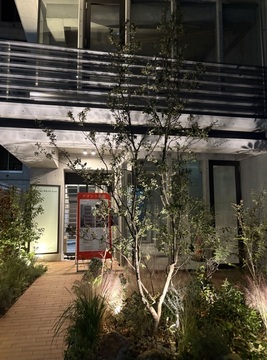 【堺筋本町】≪完全週休3日制OK／有給休暇あり／土日休みもOK／社会保険完備≫抜群の好待遇でライフスタイルに合わせて勤務形態を選択可能！リラクとネイルサロンも運営しているトータルビューティーサロン！ゆったりとした時間を過ごせる大人のための隠れ家。マンツーマン施術の贅沢プライベートサロン「korpo（コルポ）」からスタイリスト（美容師）の求人☆☆