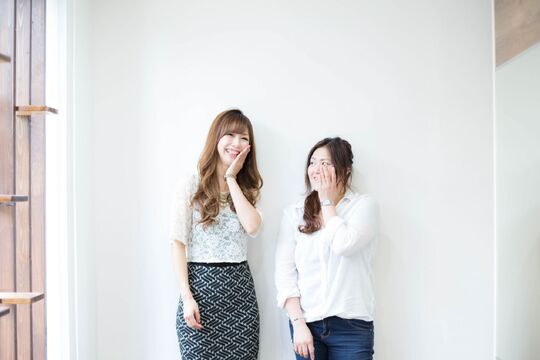 【南森町】≪あなたの働きたいスタイルで働けるサロン≫≪施術時間もあなたが決められる≫≪時給1200円～≫≪月30万円または26万円の最低保障給制度あり≫≪入客チャンス抜群≫≪平均客単価6000～7000円≫基本マンツーマンでの入客！小規模の地域密着型の口コミ評価が高いサロン！「illu hair LILA（イルヘアーライラ）」からスタイリスト（美容師）の求人☆★☆