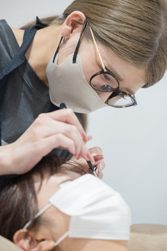 【天文館】≪社会保険完備≫≪月9日休み≫≪賞与あり≫≪残業なし≫≪売上ノルマなし≫アイリストとして長く働きたい方へオススメ！プライベートと仕事の両立可能！新規多数で入客チャンスあり！「R.R Eyelash（アールアールアイラッシュ）」からアイリスト（まつげエクステ・まつげパーマ）の求人☆☆