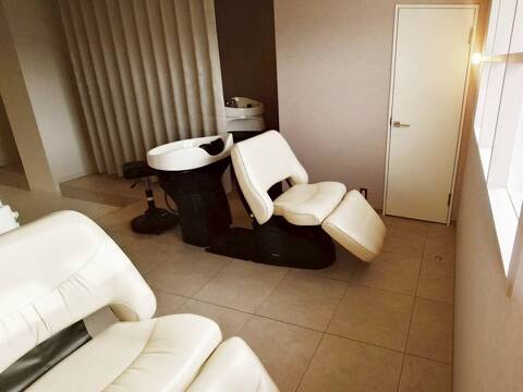 【門戸厄神】≪社会保険完備≫≪完全週休2日制／日曜休みあり≫≪18時過ぎに退勤可能≫≪有給休暇、GW休暇あり≫パートママさんも大歓迎、時給1400円スタート！働き易い環境が用意されたアットホームサロン！リピーターが多くお客様としっかり関われます！休みが多くプライベートも充実！「creative space riche（クリエイティブスペースリッシュ）」スタイリスト（美容師）の求人☆★☆