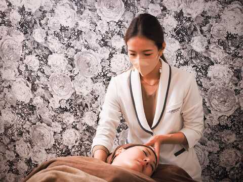 【垂水】≪ノルマなし≫≪16時迄に退勤OK≫≪ママさんの応募OK≫≪ブランクある方でもOK≫≪研修期間でもお給料あり≫最新機器を取り入れ、丁寧な熟練技術でお客様からも定評があります！「Salon de Lopes（サロンドルポス）」からエステティシャンの求人☆☆