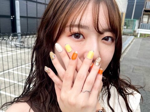 【烏丸】≪服装、ネイル、髪色自由≫≪確定申告サポートあり≫≪16時迄の勤務OK≫≪土日休みOK≫≪産休育休・有給休暇取得実績あり≫≪ママさん歓迎≫地域密着型のアットホームサロン「SUN BROWN（サンブラウン）」からネイリスト（ネイル）の求人★☆★