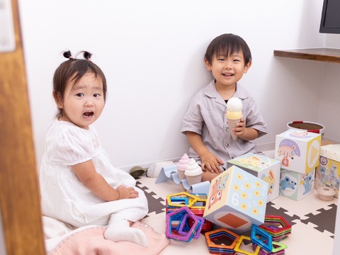 【古川橋】≪新卒や第二新卒もOK！≫≪完全週休二日制≫≪マンツーマンレッスン≫≪最短2年デビュー≫≪髪質改善＆スパ推し≫≪夏季休暇＆年末年始休暇＆有給あり≫アイラッシュもしているトータルビューティーサロン！丁寧なマンツーマンレッスンで技術が不安な方でも安心して技術を習得することができます！「More.vie（モアビー）」からアシスタント（美容師）の求人☆★