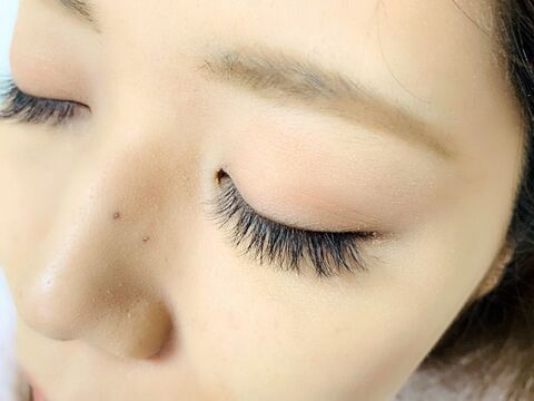 【博多駅】≪有給休暇100％消化≫≪社会保険完備≫≪3Dラッシュあり≫ベテランスタッフ多数在籍！！育休休暇もあり、長くお仕事ができる環境が整っているアイラッシュサロン「まつげエクステサロン LINK(マツゲエクステサロンリンク)」からアイリスト（アイデザイナー・まつ毛エクステ）の求人☆☆