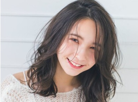 【松山市駅】正社員と業務委託を選択可能≪フリー40％／指名50％還元≫≪圧倒的な集客力で入客チャンス大!!≫≪社会保険あり!!≫頑張りしだいで月収40万円以上稼ぐ事も可能です「little 松山（リトルマツヤマ））」からスタイリスト・jrスタイリスト（美容師）の求人★☆