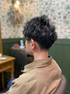 【守山駅】≪有名集客サイト受賞サロン≫≪月給24万円～≫≪月8,9日休み≫≪日曜休みあり≫≪ママさん美容師も歓迎≫男性客の割合も多いサロン！入客チャンスあり！アイラッシュや着付けメイクも学べるサロン◎アートのような可愛い空間で働いてみませんか？「Hair Dresser TiCA（ヘアードレッサーティカ）」からスタイリスト（美容師）の求人☆★☆