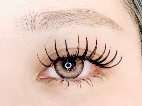 【梅田】≪社保完備≫≪実働8時間≫≪有給休暇あり≫≪完全週休2日≫≪月2回土日休みOK≫≪育児休暇・産休制度あり≫アットホームで働きやすい環境「Extension TOMATO 梅田店（エクステンショントマトウメダテン）」からアイリスト（まつげエクステ・まつげパーマ・アイブロウ）の求人★☆★