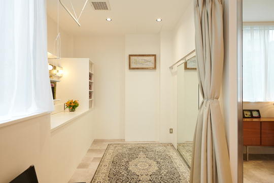 【目白】≪完全週休2日制・20時までに退勤可能・着付けあり≫マンツーマン接客でお客様としっかり向き合える！確かな技術力と髪に優しい施術で人気の老舗美容院「CANNON 目白本店（キャノンメジロホンテン）」からスタイリスト（美容師）の求人☆★