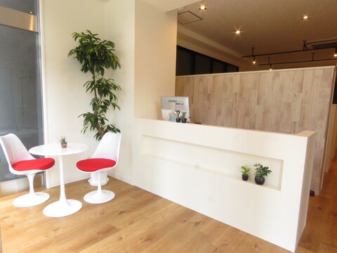 【池袋】≪髪色自由・ネイルOK≫≪月2回まで土日休みOK≫≪産休育休実績あり≫働きやすい環境の大人気サロン！頑張った分だけ還元される環境です！「another door by marry 池袋店（アナザードアバイ マリーイケブクロテン）」からアイリスト（まつげエクステ・まつげパーマ・アイブロウ）の求人☆☆