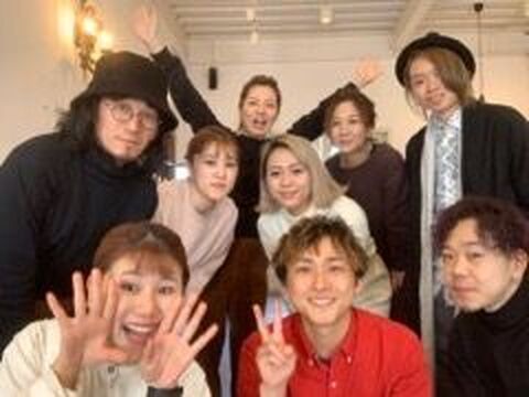 【紀伊田辺】≪完全週休2日≫≪2年以内にデビューも叶う≫≪社会保険完備≫ヘアデザインを通じてHAPPYなライフスタイルを◎郊外からお洒落を発信！！logo（ロゴ）からアシスタント（美容師）の求人☆★