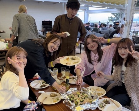 【三ノ宮】≪社会保険完備≫≪完全週休2日制≫ハイトーンからパーマまで幅広い技術を扱っています！異国情緒のある街、北野に佇むオシャレサロン「PEAR+L（パール）」からアシスタント（美容師）の求人☆★