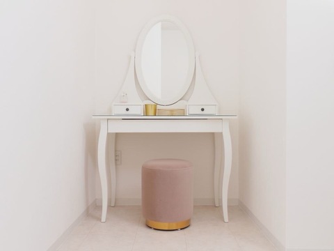 【都島】≪掛け持ちなし≫≪月4回土日休み可能≫≪18時退勤可能≫≪月給25〜30万円≫≪髪色ネイル自由≫≪有給休暇取得実績100％≫アイラッシュ・アイブロウのあるプライベートサロン「petit trianon（プチトリアノン）」からアイリスト（まつげエクステ・まつげパーマ・アイブロウ）の求人☆☆