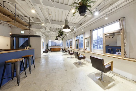 【武庫之荘】歩合制でも嬉しい最低保証給制度有り◆完全マンツーマンスタイルなので、お客様としっかり関わっていけますよ！「terrace code（テラスコード）」からスタイリスト（美容師）の求人☆★