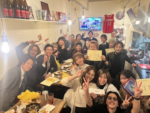 【十三駅】≪業務委託・正社員選択可能≫≪完全マンツーマン≫デザインカラーが大人気のヘアサロン！美容師1人1人に合わせた働き方を選ぶことが出来る体制です！「marshu atre（マーシュ アトレ）」からスタイリスト（美容師）の求人☆★☆