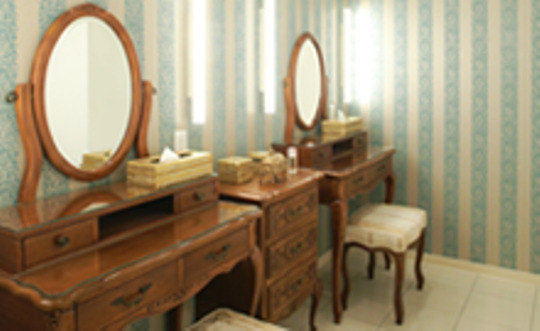 【烏丸御池】社会保険完備☆エステティシャンとしてだけではなく、素敵な女性に成長出来るサロン 働きやすい環境が整っています♪”Salan de Lumignon（サロン　ド　ルミニョン）”からエステティシャン（エステ）の求人♪