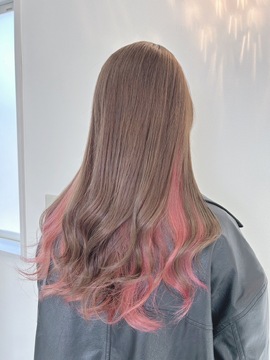 【福重】≪日曜、祝日が定休日・営業時間17:30まで・基本残業なし・子育て中の美容師さんでも正社員で勤務OK≫プライベートも充実させたい方必見！ブランクのある方や働くママさんも大歓迎！20～40代の女性中心に人気なサロン「Design color & eye beauty 2nd Colabo（デザインカラーアンドアイビューティーセカンドコラボ）」からスパニスト（美容師）の求人☆☆