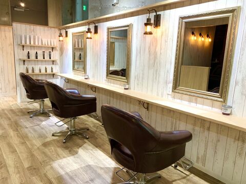 【田無】◆営業時間中のレッスンOK・20時までに退勤可能・土日休みの相談OK◆自分のペースでレッスン出来る環境！興味があれば雑誌撮影のサポートも出来ちゃいます！「gram hair make（グラムヘアーメイク）」からアシスタント（美容師）の求人★☆