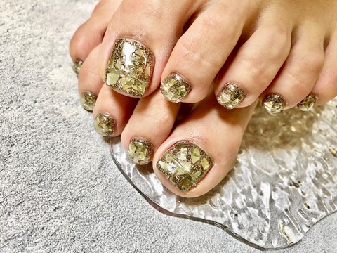 【心斎橋】≪有給休暇消化率100％≫≪土日は月2回休みOK≫≪月給22万円〜≫≪社会保険完備≫≪月12日休みも可能≫有給休暇で連休もOK！頑張った分はしっかり歩合で還元！自分のライフスタイルに合わせて働く事の出来る環境ですよ！「joieange 心斎橋店（ジョアアンジェシンサイバシテン）」からネイリスト（ネイル）の求人★☆★