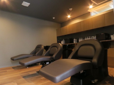 【谷町六丁目】≪完全個室サロン≫≪月給25万円スタート≫≪社会保険完備≫2026年2月にリニューアルオープン予定です！カラーとケアに力を入れる髪質改善サロン「LOGE spa & treatment（ロジ スパアンドトリートメント）」からスタイリスト（美容師）の求人☆★☆