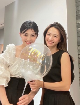 【高石駅】≪月給26万円スタート！≫≪完全週休2日制≫≪社会保険完備≫≪19時に退勤可能≫マンツーマン接客やママさんスタイリストも相談OK！お客様との関わり、スタッフさんとの関わりを大事にしている「amore（アモーレ）」からスタイリスト（美容師）の求人☆★