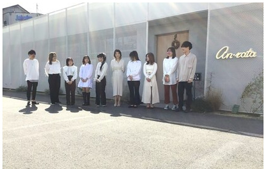 【和歌山市駅】≪委託はマンツーマン≫≪月給30万円以上可能≫≪日曜休みあり≫≪社会保険完備≫≪有給休暇あり≫集客力抜群でチャンスあり！高リピートを可能にする仕組みと指導が100万、200万の売上を可能にします。もっとお客様に支持されたいという方にピッタリ！「an rata（アンラタ）」からスタイリスト（美容師）の求人☆★