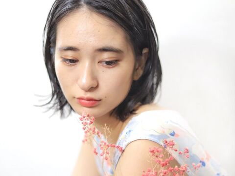 【東梅田】≪プライベートサロン≫≪営業中レッスンOK≫経験豊富な実力あるスタイリストがしっかり技術指導してくれるので安心して着実に成長できます！カラーが大人気の都会にあるおしゃれプライベートサロン“MORROW（モロウ）”からアシスタント（美容師）の求人☆★