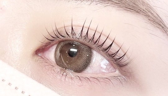 【京橋】某有名雑誌に掲載！！≪時給1300円～≫≪指名料全額バック≫≪駅チカ≫ホワイトニング・アイラッシュ・フェイシャルエステのトータルビューティーサロン！！アットホームさが魅力的なサロンで主婦さんもOK！「glitter（グリッター）」からアイリスト（まつげエクステ・まつげパーマ）の求人★☆★