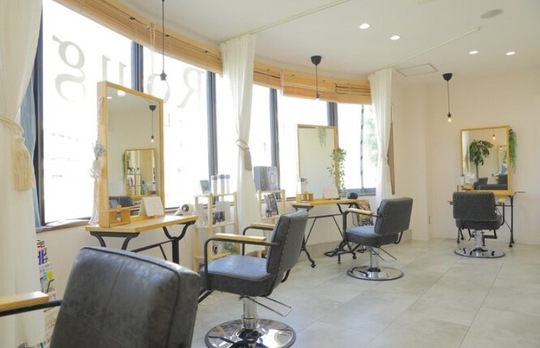 【八乙女】≪NO残業推奨≫≪実働8時間≫≪20時までに退勤可能≫スタッフさんのプライベートも大事にしているサロンです！オンオフ付けて働ける環境です！「Hair Lounge Rough 八乙女（ヘアラウンジラフヤオトメ）」からスタイリスト（美容師）の求人☆★☆