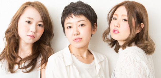 【志免】≪高月給スタート・月休8日・社会保険完備・リフレッシュ休暇あり≫美容師を長く続けるには情熱と環境！しっかりと学べる環境はもちろん、福利厚生も充実している「tete 志免店（テテシメテン）」からスタイリスト（美容師）の求人☆★