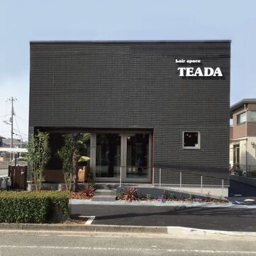 【加古川駅】≪営業中レッスン≫≪19時すぎに退勤可能≫≪土曜祝日休みOK≫≪有給休暇あり≫最短1年でスタイリストデビューが可能 いろいろな技術を学べる環境があGOOD！残業無しでプライベートも充実できるサロンです！「Teada（ティーダ）」からアシスタント（美容師）の求人★☆