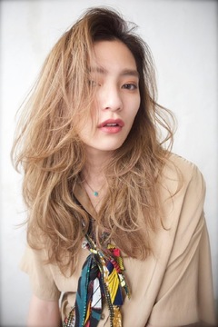 【西新井】≪社会保険完備≫≪実働8時間≫≪完全週休2日制≫教育力にも自信のあるアットホームサロン！仕事とのオンオフをつけながら長く働ける環境です！「アトリエマイ（アトリエマイ）」からアシスタント（美容師）の求人☆★