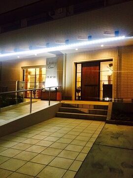 【JR鳳駅前】 社会保険完備  有給休暇&だんじり休みあり  月8日休み選択可能  入客チャンス多  月給25万円以上 アイラッシュブースもある人気ヘアサロン！とってもフレンドリーで働きやすい環境です！Hair’s CARE Carren（ヘアーズケアカレン）からスタイリスト（美容師）の求人★☆