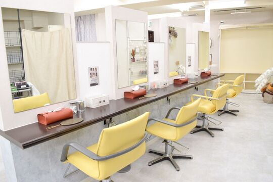 【北新地】≪業務委託、正社員、パートの働き方を選べる≫≪ダブルワークOK≫≪労働時間4～6時間でもOK≫≪50万円以上稼いでいるスタッフも在籍≫ヘアセットの技術レベル向上をしたい方も歓迎！ヘアセットに興味がある方大歓迎「セットサロン Belle（セットサロン ベル）」からセットスタッフ（美容師）の求人★☆