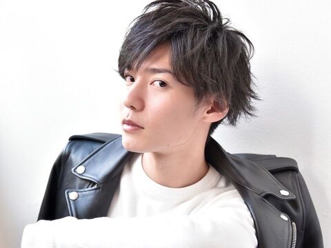 【江坂】≪最低保証給1日15000円！≫≪平均月収50万≫指名50%／フリー40%の還元率で高収入を狙えます！マンツーマンで接客出来るので単価を上げやすくお客様としっかり向き合えます！スタッフ同士仲が良く、楽しく働ける大人気サロン！「tetote by milly 江坂（テトテ バイ ミリー エサカ）」から、スタイリスト（美容師）の求人☆★☆