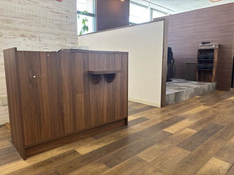 【今津】≪社会保険完備≫≪ママさん歓迎≫福利厚生も充実の白髪染め専門店！お子さんの居る方、ブランクのある方でも働きやすいお店です！「白髪染め専門店 KARACO（シラガゾメセンモンテンカラコ）」からカラーリスト（美容師）の求人☆★