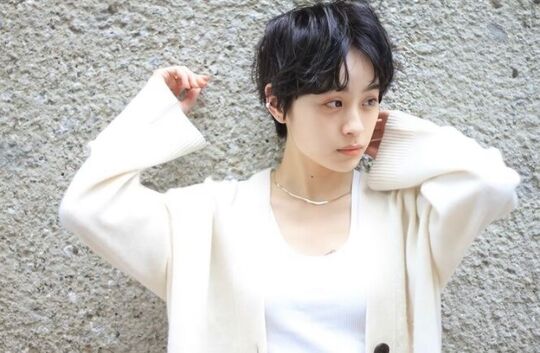 【神奈川駅】≪賞与あり≫≪バースデー休暇あり≫≪有給休暇あり≫≪社会保険完備≫抜群の高待遇で長く働くことができます！新規のお客様も多数来店しています！「TOMTO（トマト）」からスタイリスト（美容師）の求人☆★