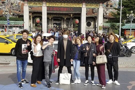 【阿倍野】≪月8,9日休み&社会保険完備≫努力次第で早期デビューも可能！興味のある方はアイラッシュも学べます。美容に対して熱い想いをもったオーナーさんと一緒にサロンを盛り上げましょう！「truck（トラック）」からアシスタント（美容師）の求人☆★☆