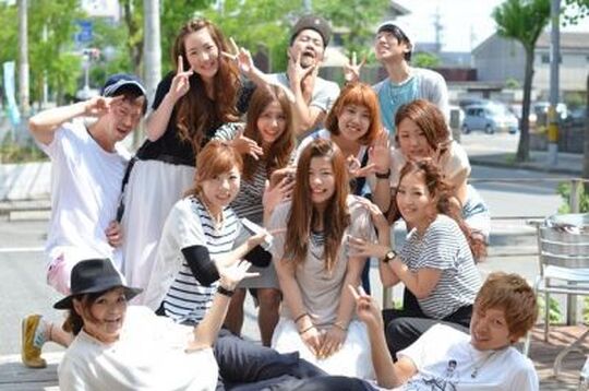 【天理】完全週休2日に社会保険完備の充実の待遇面♪安心して長く活躍できる環境がココにありますよ！スタッフがウリと言っちゃうぐらいチームワークバッチリのcream age（クリーム アージュ）からアシスタントの求人☆☆