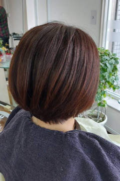 【東合川】≪営業時間18時迄・15時迄の勤務OK・週3日から勤務可能・着付けメニューあり≫子育て中のママさんも大歓迎です！！温もりのある空間が地域のお客様に愛されるアットホームなヘアサロン「ルリ子美容室（ルリコビヨウシツ）」からアシスタント（美容師）の求人☆★