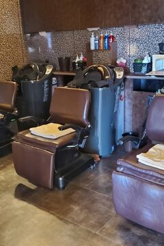 【尾張旭駅】≪月給25万円〜≫≪社会保険完備≫≪託児所完備≫売上に応じてお給料に還元。年間休日105日でプライベートも充実！働くママさんも大歓迎！“B’s amor 尾張旭店（ビーズアモールオワリアサヒテン）”からスタイリスト（美容師）の求人☆★