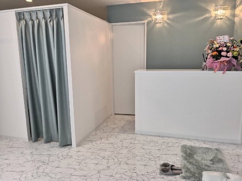 【新田辺】≪完全週休二日制≫≪社会保険完備≫≪モデルサポートあり≫≪営業中レッスンOK≫≪日曜日定休≫≪実働8時間≫パーフェクトラッシュが推し！スタッフ想いの環境です！「Oyayubihime新田辺店（オヤユビヒメシンタナベテン）」からアイリスト（まつげエクステ・まつげパーマ・アイブロウ）の求人☆☆