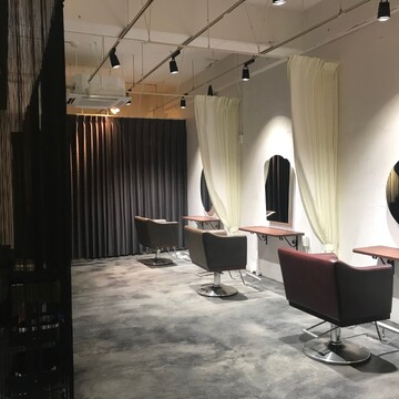 【今里】≪完全週休2日制≫≪社会保険完備≫≪アシスタント専任でもOK≫≪土日は時給1500～2000円≫幅広い年齢層から支持される人気ファミリーサロン！髪質改善メニューが人気なHAIR7（ヘアーセブン）からアシスタント（美容師）の求人☆★☆