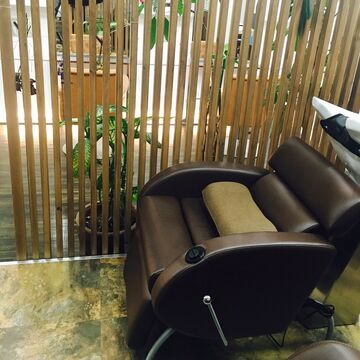 【博多南駅】★車通勤OK・早上がり制度あり・日曜日お休みアリ・社会保険完備・平均退勤時間19～20時・サロンワーク中心・ママさん歓迎！！お子様の急なお迎えなどもスタッフ全員でサポートします！お客様との距離が近いのでしっかり関わる事が出来ますよ、レッスンは営業中に行う地域密着型×少人数制サロン「maaju（マアジュ）」からアシスタント（美容師）の求人★☆★