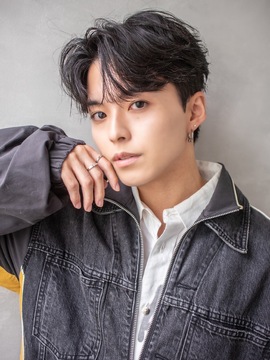 【渋谷】 フリー40〜50％／指名47〜65％還元  保障給あり ≪20時までの勤務OK≫抜群の集客で月収50万円以上稼ぐスタッフさんが多数活躍中！トレンドとカッコ良さを落とし込んだヘアを創り上げる「EIGHT MEN 渋谷店（エイトメンシブヤテン）」からスタイリスト（美容師）の求人★☆