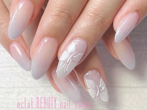 【枚方市駅】≪髪型ネイル自由≫≪16時までの勤務OK≫≪扶養内の勤務もOK≫ネイリスト、アイリストの兼任も可能です「eclat 枚方店（エクラヒラカタテン）」よりネイリスト（ネイル）の求人☆★