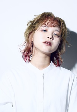 【南海岸和田駅】≪月8,9日休み&有給休暇&だんじり休みあり≫≪社会保険完備≫≪営業中レッスンにより最短2年でのスタイリストデビュー≫≪20時退勤OK≫お客様の『キレイ』を引き出し再現性の高いデザインを提供しています！高い技術で幅広い年齢のお客様に大人気です！「FLAPPER（フラッパー）」からアシスタント（美容師）の求人☆★