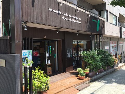 【北大路】≪社会保険完備≫≪月7,8日休み≫≪営業中レッスンOK≫プライベートを充実させられる好条件多数！地域密着型のアットホームサロン「ヘア ステージO2（ヘアステージオーツー）」からアシスタント（美容師）の求人★☆